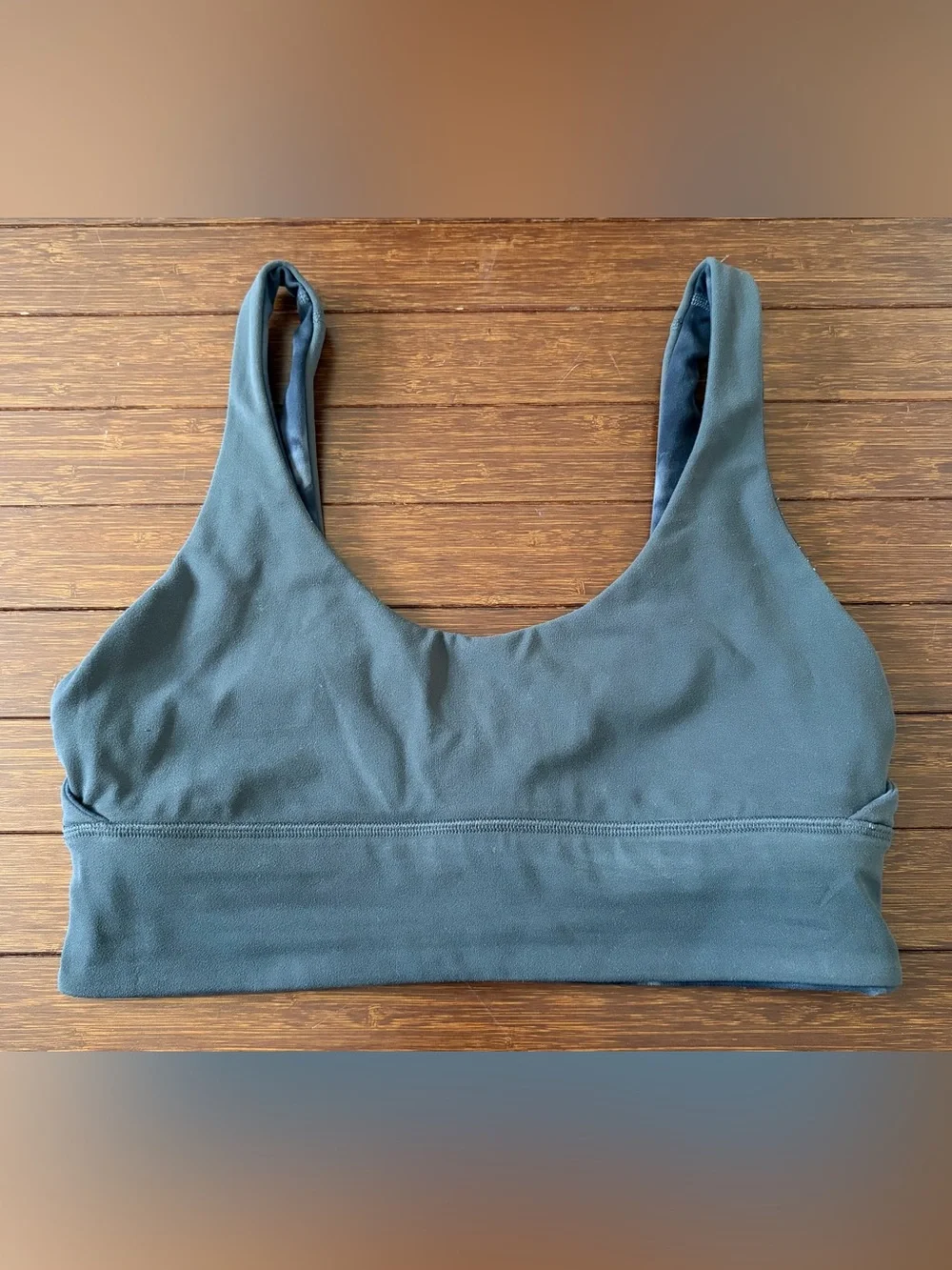 lululemon athletica comfortable scoop